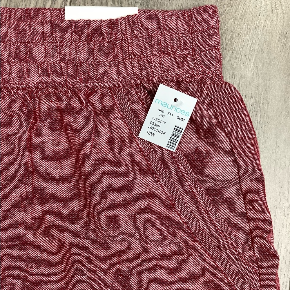 Women's Maurices 18W XL 1X Shorts Active Red Pockets Lightweight Linen Rayon NWT - Picture 4 of 7